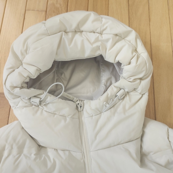 UNIQLO Women Seamless Down Parka Jacket M White Hooded Water-Repellent Puffer - Picture 8 of 16